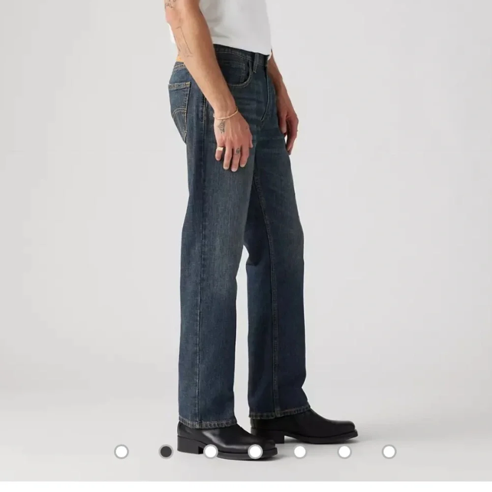 Levi’s 559 Relaxed Straight Fit men’s denim jeans Size 38 x 34. New with…